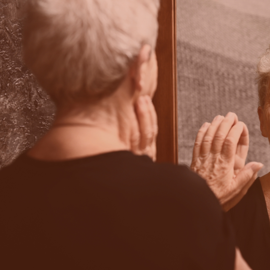 Midlife Woman feeling Invisible Ciindy Blakely at MsBStyling.com